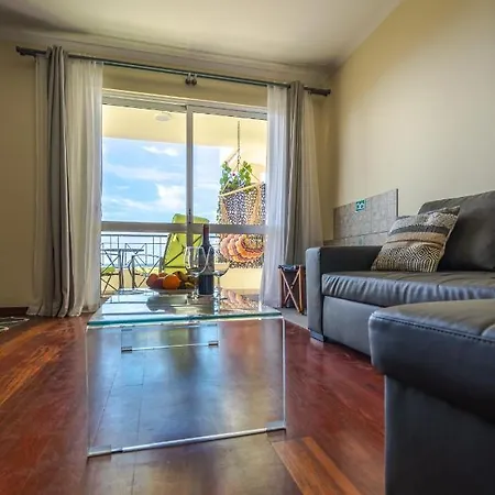 Ocean Breeze Caniço