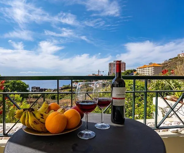 Ocean Breeze דירה