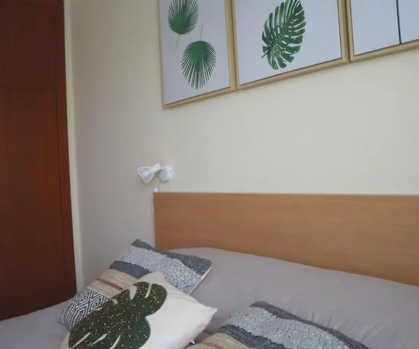 Ocean Breeze דירה